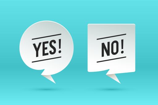 YESと書かれた札とNOと書かれた札