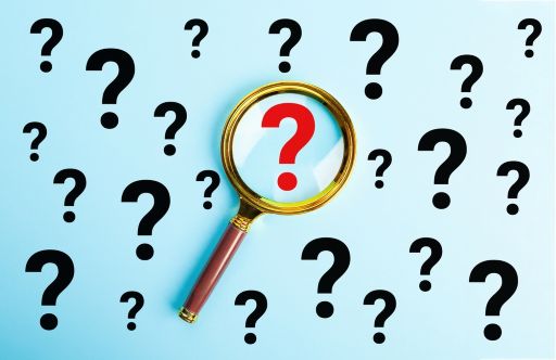 ハテナマークの中にある虫眼鏡