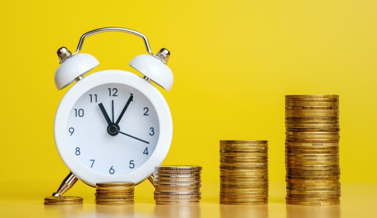 ガールズバーの営業・料金システムまとめ！キャストが覚えるべき理由とは | コンガルバイト